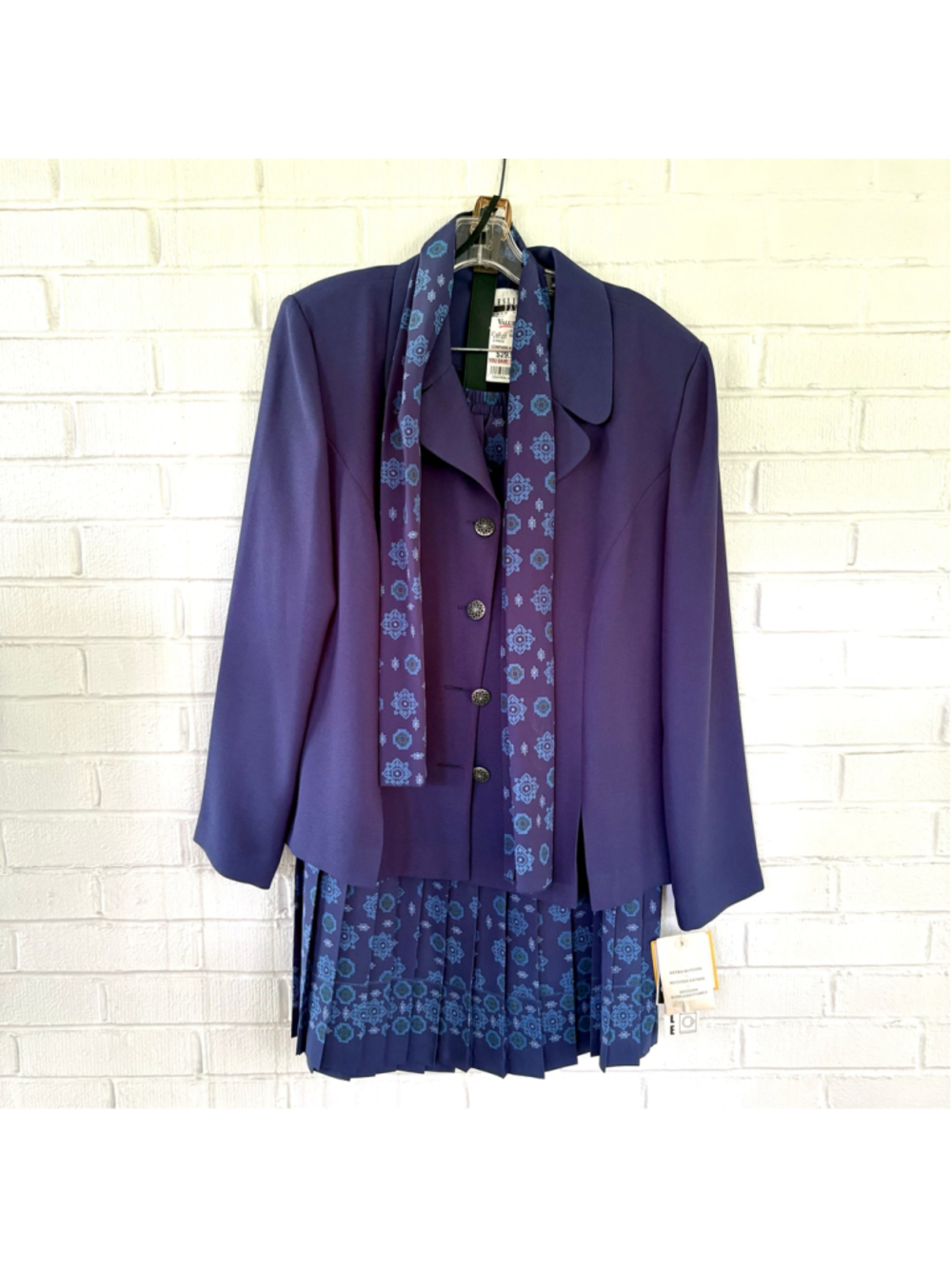 Vintage 90s NWT Leslie Fay jacket and skirt set